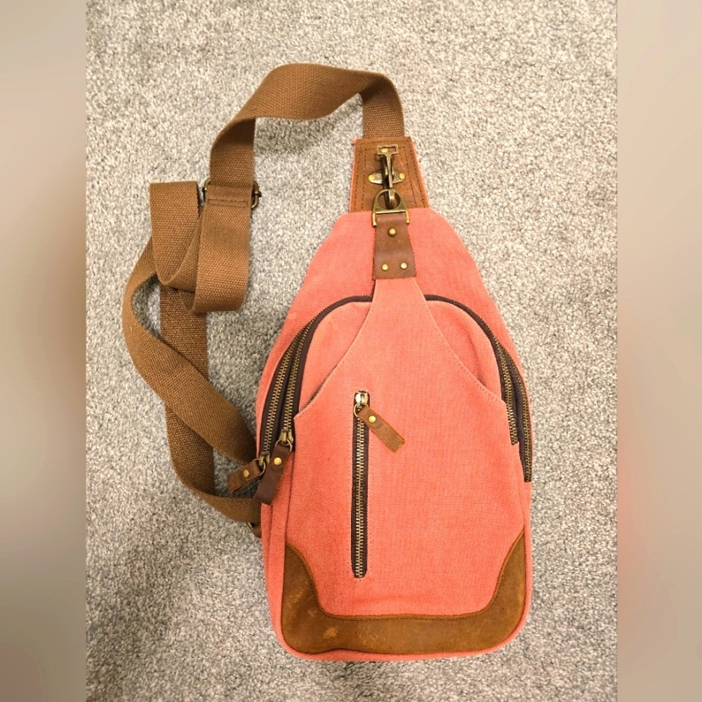 KL928 Canvas Crossbody Slingbag Rust Red Chunky Hardware Travel Vacation Outdoor
